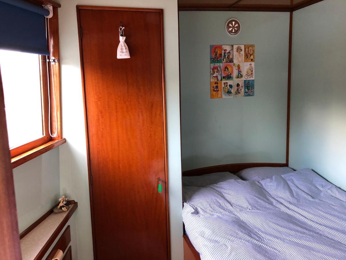 B&B Woonschip Robbedoes Amersfoort Exterior foto